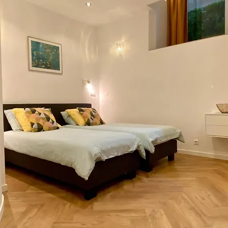 B&B Goodnight Lovely In Centre-private-quiet-luxurious