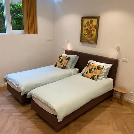 Goodnight Lovely In Centre-private-quiet-luxurious Bed and Breakfast 4*