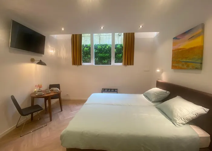 Bed & Breakfast Goodnight Lovely In Centre-private-quiet-luxurious Amsterdam