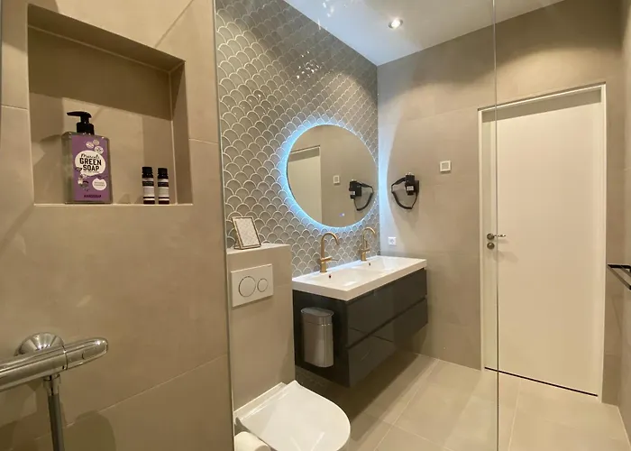 Bed & Breakfast Goodnight Lovely In Centre-private-quiet-luxurious 4*