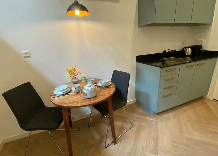 Goodnight Lovely In Centre-private-quiet-luxurious Bed & Breakfast