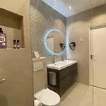 فندق مبيت وإفطار Goodnight Lovely In Centre-private-quiet-luxurious 4*