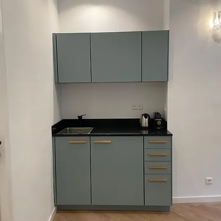 Goodnight Lovely In Centre-private-quiet-luxurious