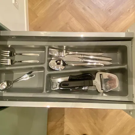 Nocleg ze śniadaniem Goodnight Lovely In Centre-private-quiet-luxurious 4*